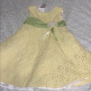 Girls dress